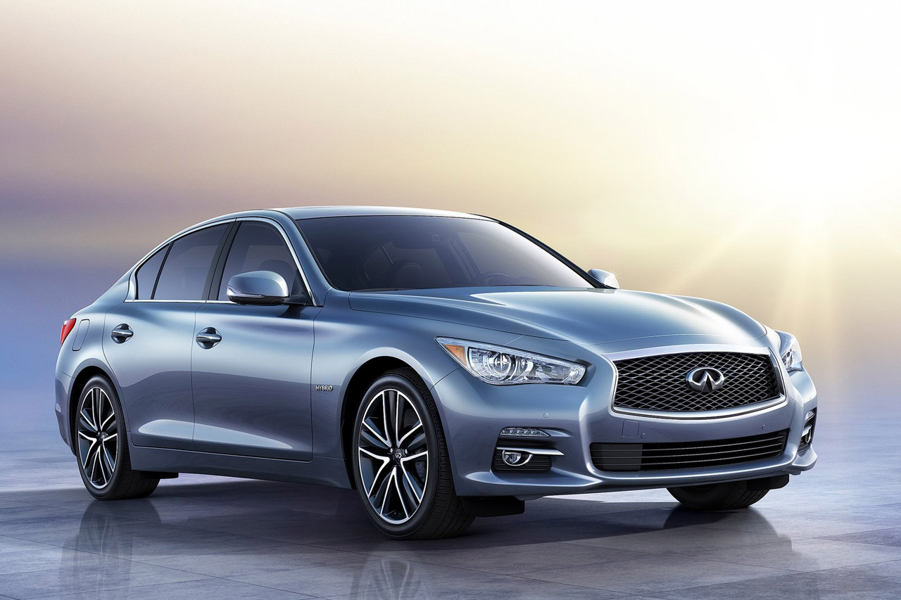 Infiniti-Q50_2014_1600x1200_wallpaper_03