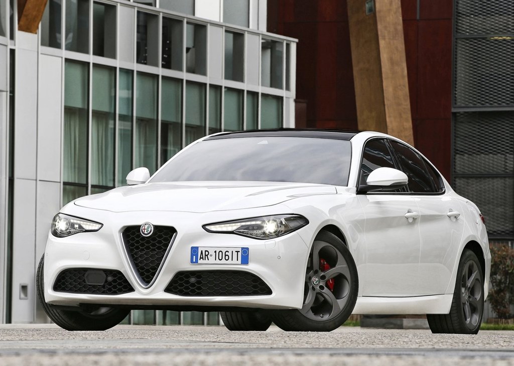 Alfa_Romeo-Giulia-2016-1280-01