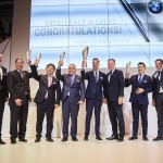 사진3-BMW 엑설런스인세일즈 베스트 BMW i&i퍼포먼스 딜러 선정 도이치모터스 전략기획실 권혁민 이사(좌측에서3번째)