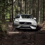 New Volvo V60 Cross Country exterior