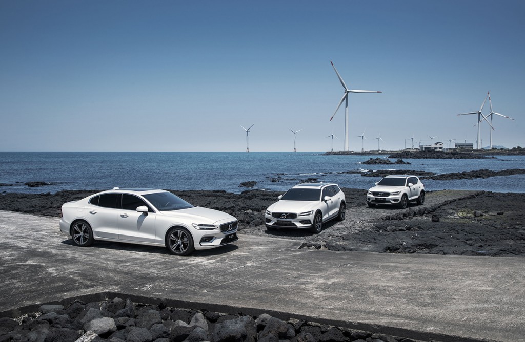 사진자료_볼보자동차코리아 제주 전시장 및 서비스센터 신규 오픈_S60, Cross Country(V60), XC40