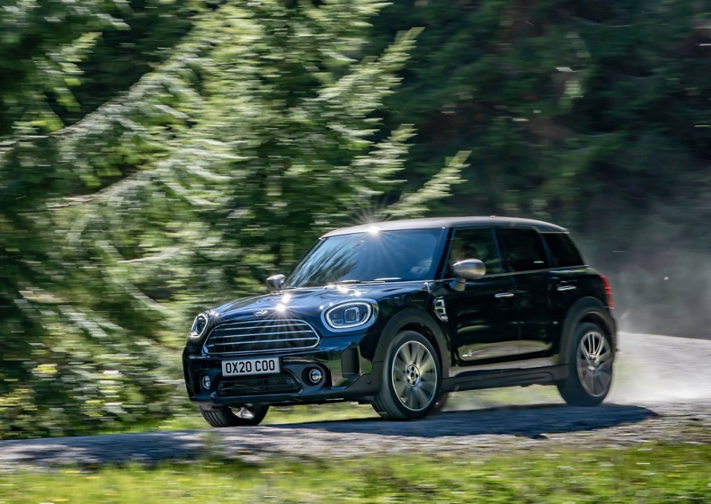 Mini-Countryman-2021-1280-2b