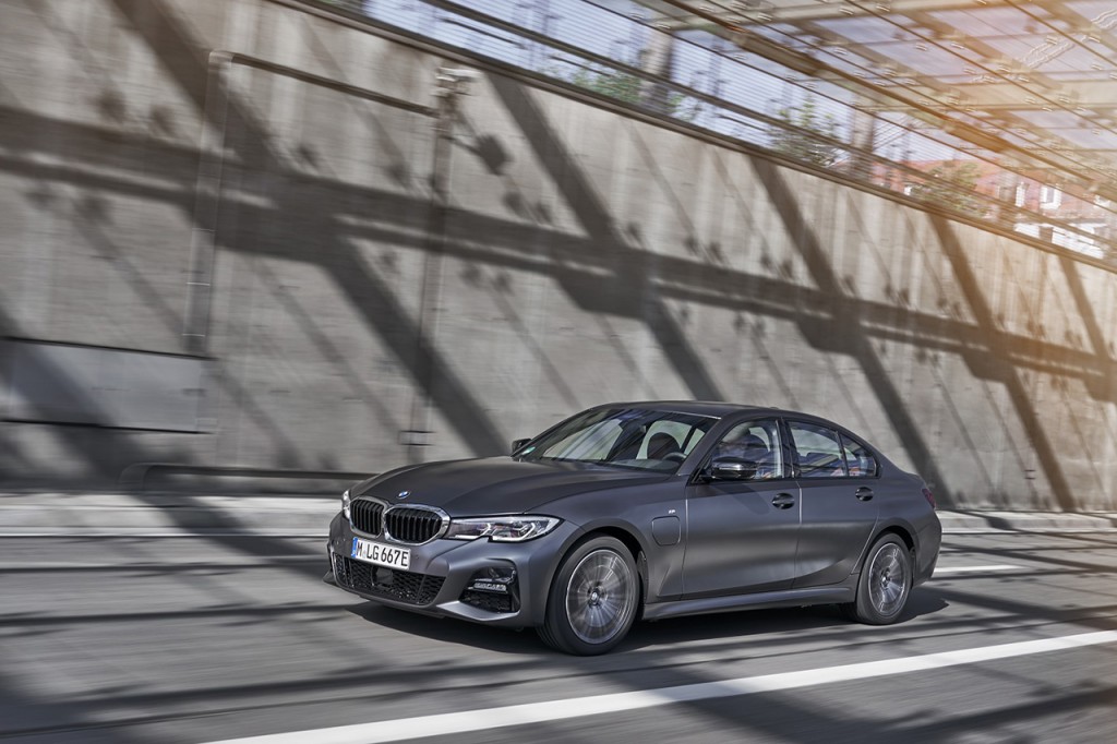 사진2-BMW 코리아 뉴 330e 출시