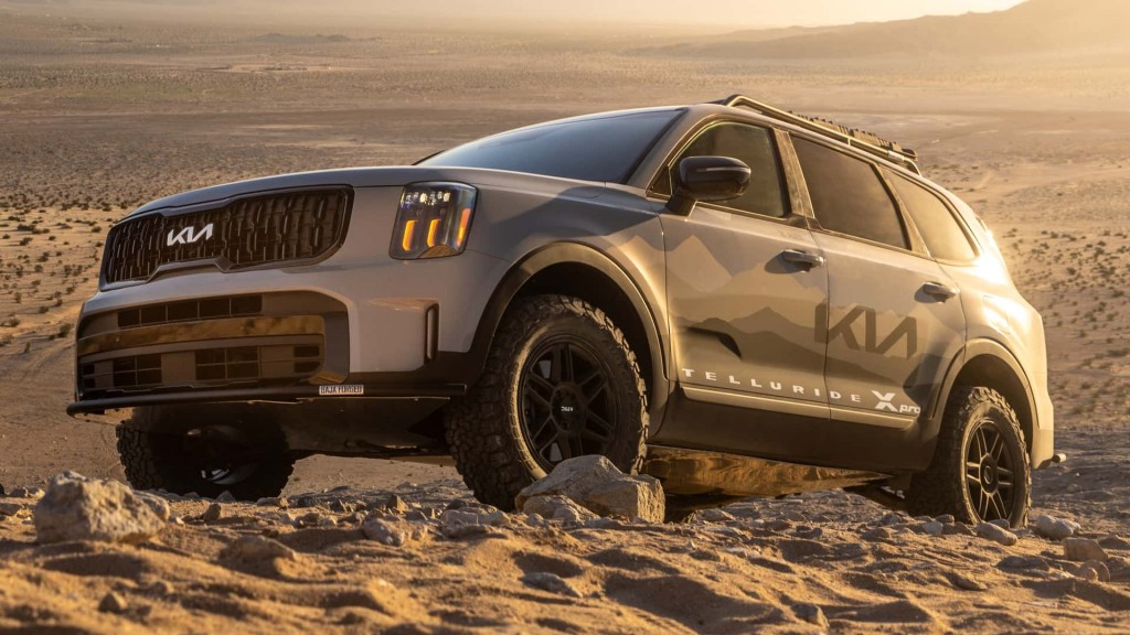 2024-kia-telluride-x-pro-rebelle-rally (2)