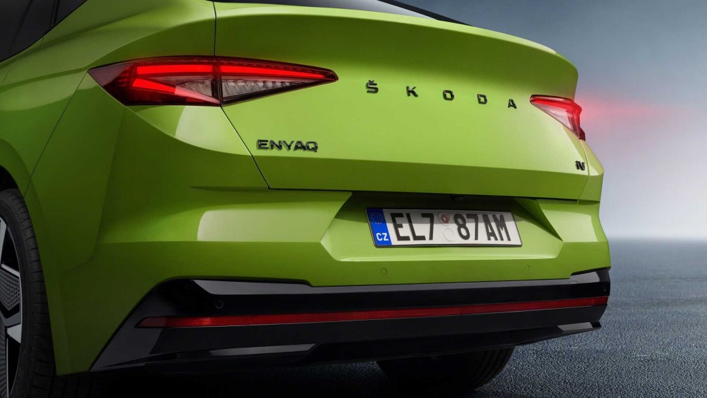 2022-skoda-enyaq-coupe-rs-iv (6)