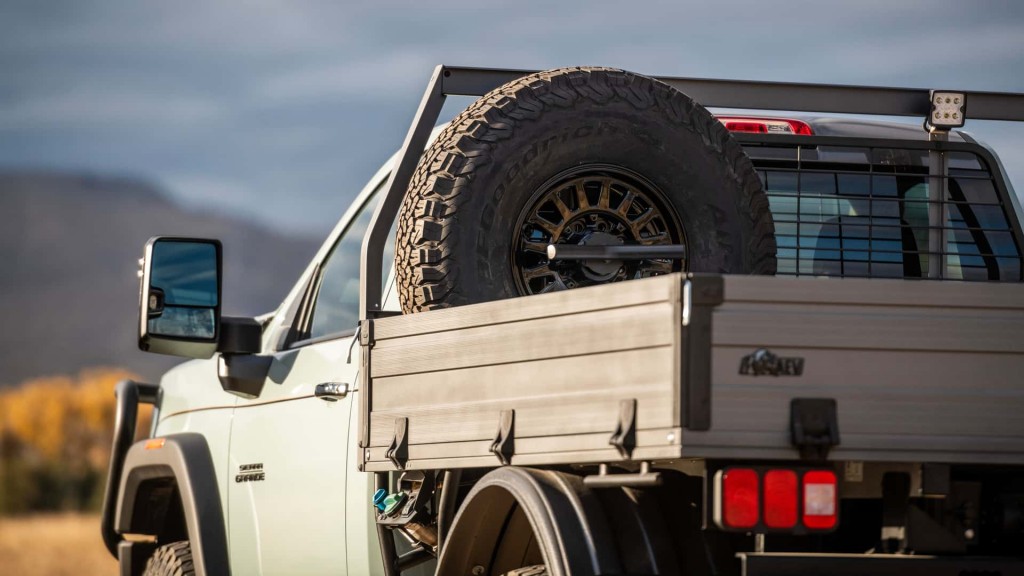 aev-gmc-sierra-grande-concept (10)