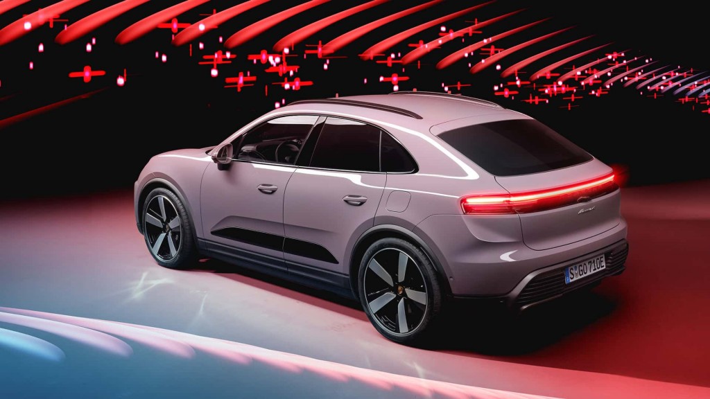 2024-porsche-macan-ev (26)