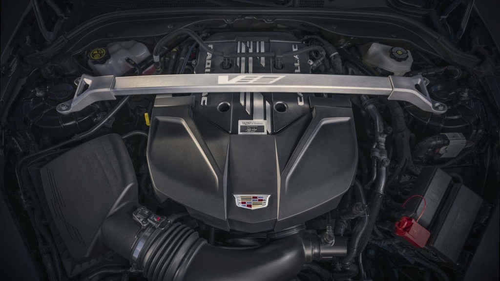 cadillac-ct5-v-and-blackwing-update-inline-f