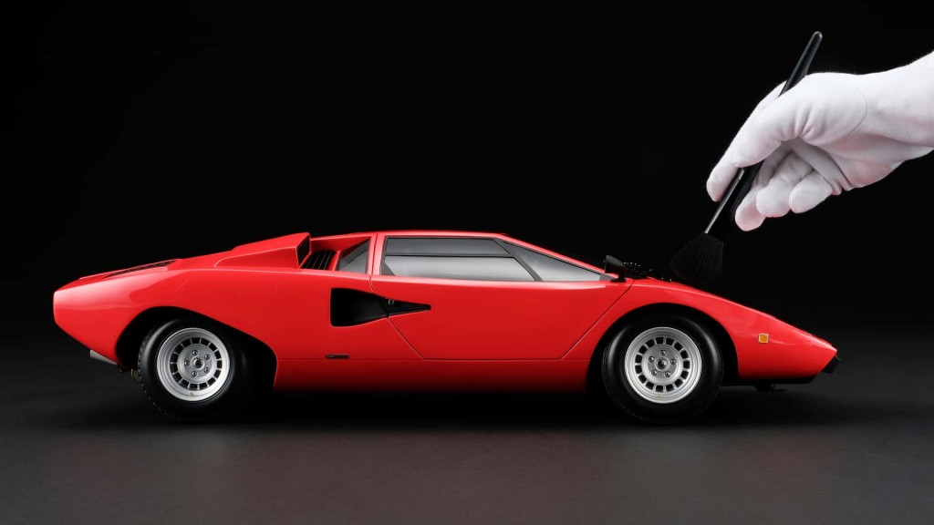 1-8-scale-lamborghini-countach-lp400-by-amalgam (10)