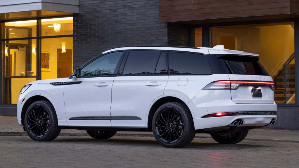 2025-lincoln-aviator-reserve