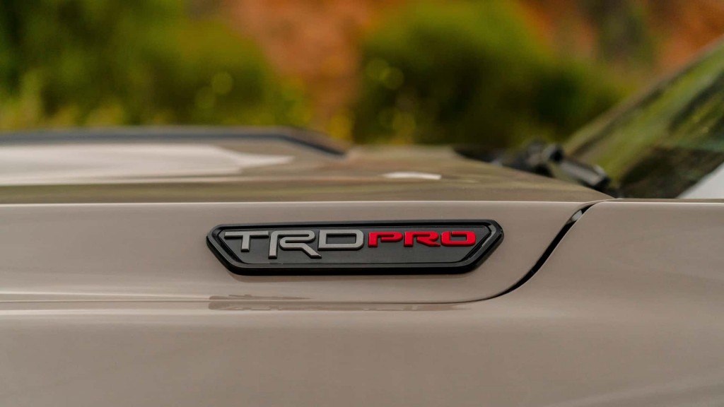 2025-toyota-4runner-trd-pro (2)