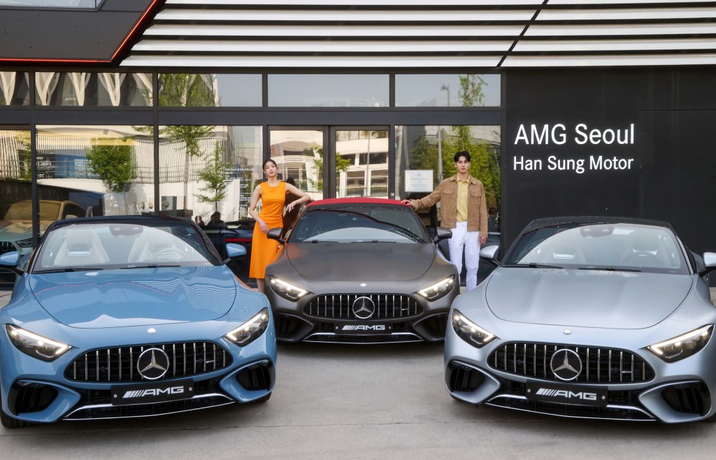 [사진 5] 메르세데스-벤츠 코리아, ‘메르세데스-AMG SL 마누팍투어’ 4개 색상 에디션 120대 한정 출시 5