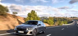 BMW 뉴 5시리즈, ‘2024 월드 럭셔리 카’로 선정