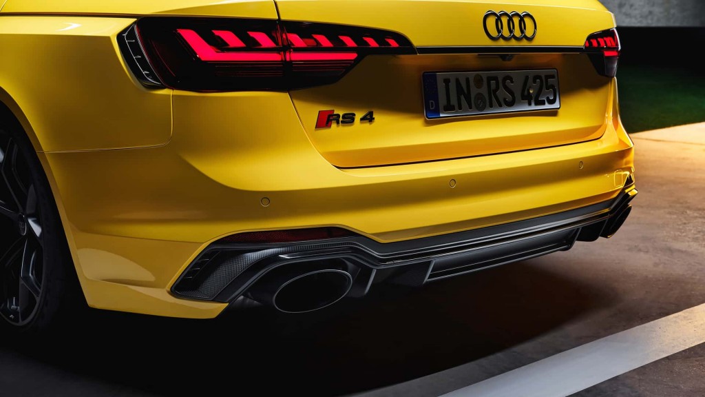 audi-rs-4-avant-edition-25-years-2024 (11)