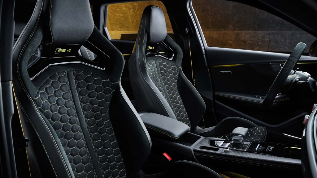 audi-rs-4-avant-edition-25-years-2024 (20)