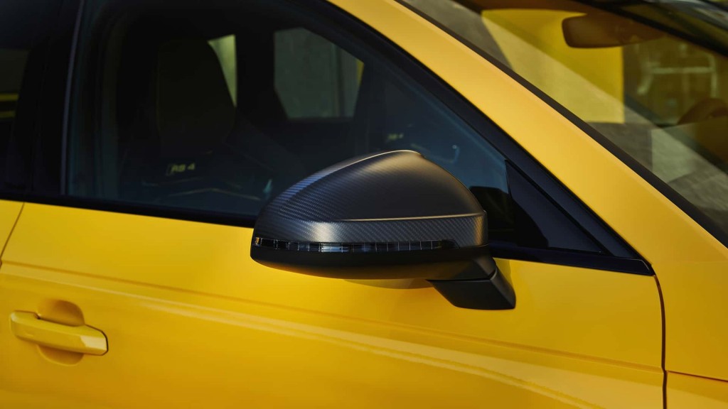 audi-rs-4-avant-edition-25-years-2024 (30)