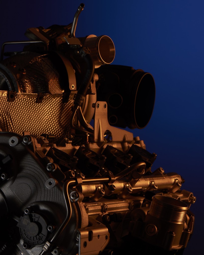 (참고사진) 오토모빌리 람보르기니 LB634_V8_Engine (5)