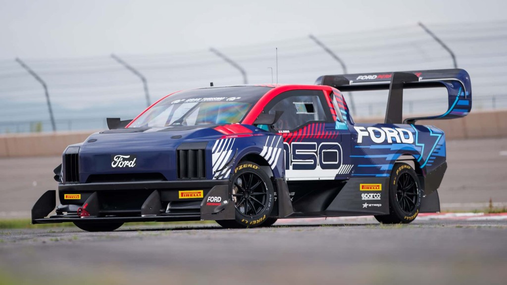 ford-f-150-lightning-supertruck