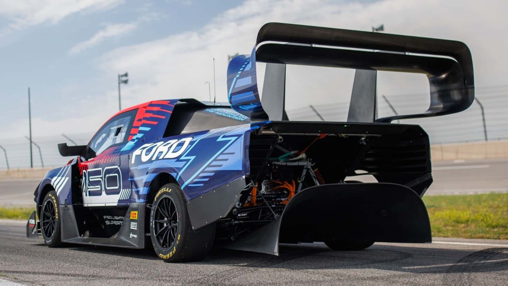 ford-f-150-lightning-supertruck (6)