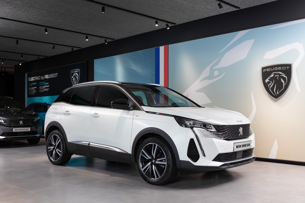 사진자료1-푸조 '3008 SUV 프렌치 에디션'