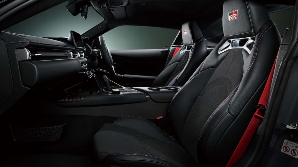 2025-toyota-supra-3.0-europe (4)