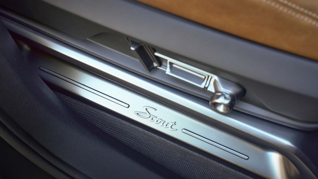 scout-traveler-electric-suv (31)